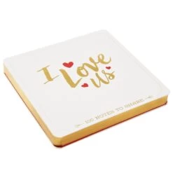 Hallmark I Love Us: 100 Notes To Share Book