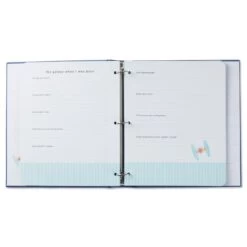 Hallmark Star Wars™ Hope For The Galaxy Baby Book 10 Hallmark Star Wars™ Hope For The Galaxy Baby Book -Toy Store Star Wars 5Year Baby Memory Album 1BBA4835 04